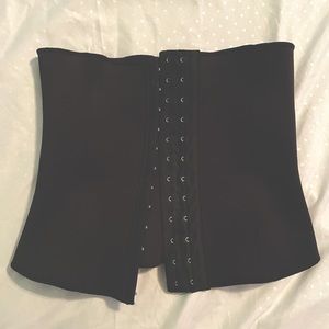 Waist trainer